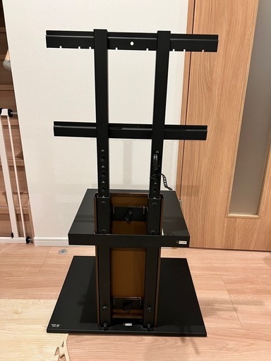 【美品】EQUALS（イコールズ）　WALL V2E テレビスタンド ロータイプ（棚板付き！）