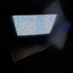 昭和レトロポータブルテレビの画像