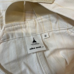 【niko and…】ストライプオーバーオールの画像