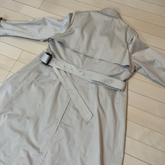 【Attenir/アテニア】トレンチコートの画像