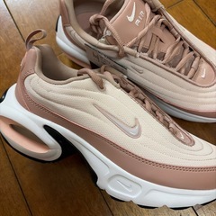 NIKEの靴　✨新品✨　エアーの画像