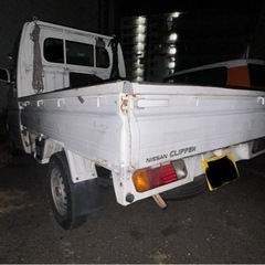 日産　クリッパートラック　U71T 希少AT 荷台シート付き　実働車　ホワイトカラー　ATの画像