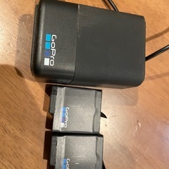 📷 GoPro HERO 7 本体 + 充電ケーブル・マウント類セットの画像
