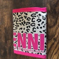 SISTER JENNIのお財布の画像