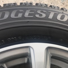 スタッドレスタイヤ　ノア、ヴォクシー、ステップワゴン、セレナ　195/65R15の画像