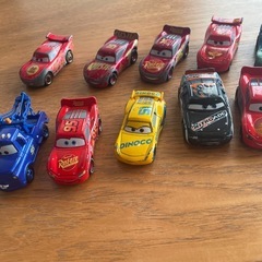 🚗🏎️カーズのトミカ38台セットの画像