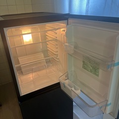 ユーイング冷蔵庫　UR-F110H 一人暮らし
の画像