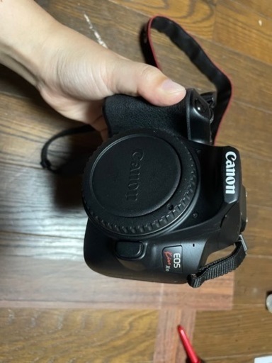 美品Canon EOS Kiss X10 デジタル一眼レフカメラ