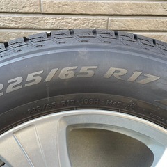 スタッドレスタイヤの画像