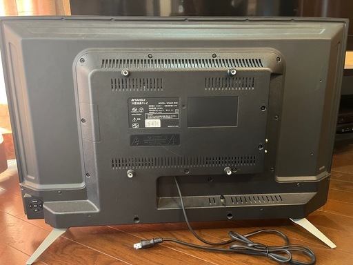 テレビ　32型