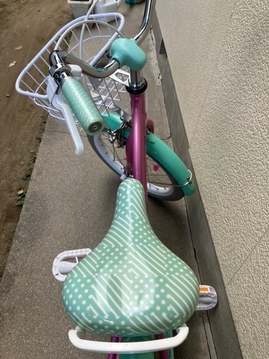【美品】  トイザらス　キッズ　自転車　16インチ