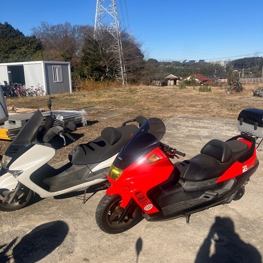 ヤマハマジェスティ125  2台セット　1台はセルでエンジンかかります