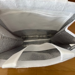 保冷バックと保冷剤のセットの画像