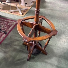 【karimoku/カリモク】　洋服掛け　帽子掛け　コートラック　ハンガーラック　傘立て　木製　木材　アンティーク家具　インテリア　洋服　収納　国内メーカー　国産　愛知県　ブランド家具　インテリアの画像