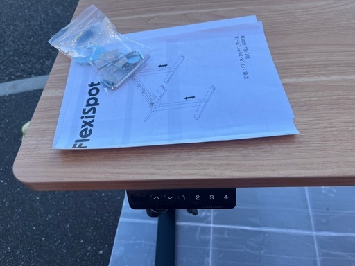 美品 使用1年FLEXISPOT スタンディングデスク 電動式 昇降デスク PCデスク EF1B-JA 天板付 説明書付 説明書付 