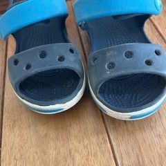クロックスサンダル無料の画像