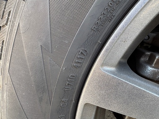 スタッドレス　タイヤ　ホイールセット　225/60r17