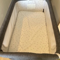 ベビーベッド
の画像