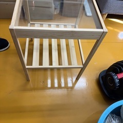 IKEA ネスナ NESNA サイドテーブル｜竹×ガラス｜北欧デザイン の画像
