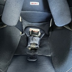 エールべべ4S isofixチャイルドシート の画像