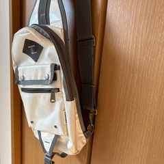 ショルダーバッグ斜めがけの画像