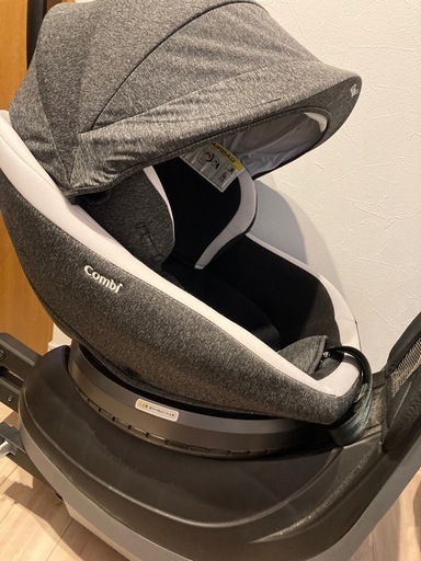 combi チャイルドシート ISOFIX