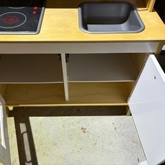 おままごと用キッチンの画像