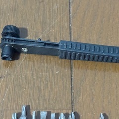 ラチェットハンドル　セット ビット付き　工具　ドライバーの画像
