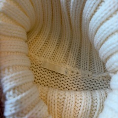 GU メンズ タートルネックニット セーター の画像