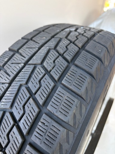 HONDAフリード　４本ボルト用　スダットレスタイヤ