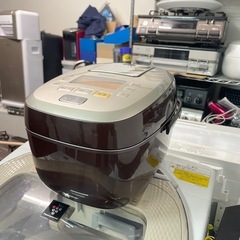 配送可能　保証付き パナソニックSR-PA106 炊飯器 可変圧力おどり炊き ブラウン [5.5合 /圧力IH] の画像