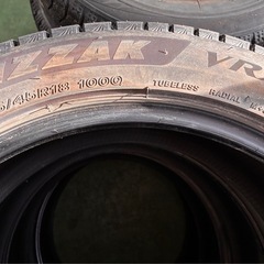 ブリザックVRX3だよ！245/45/18スタッドレスの画像