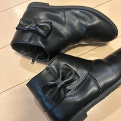 コムサイズム　ブーツ　１９㎝　の画像