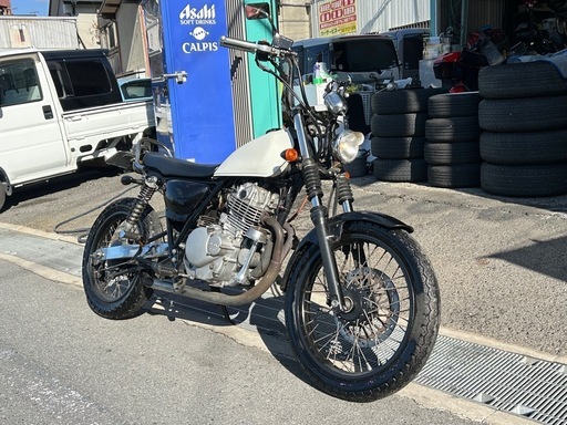 スズキ　グラストラッカー250 NJ47A 中型バイク　250cc 大阪発