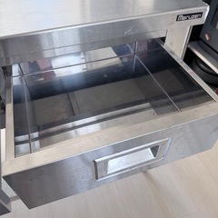 ステンレス 作業台  調理台
の画像