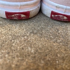 靴vansピンク15センチの画像