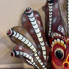 スリランカ　ラクシャ　魔除け　縁起物　木製　ハンドメイド　壁掛け　お土産の画像