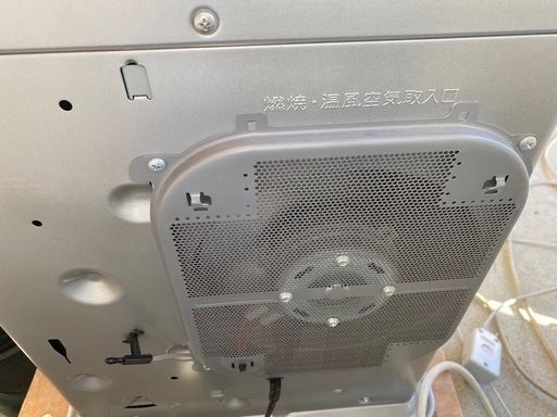 お薦め品‼️ダイニチ石油ファンヒーター9-12畳用2017年