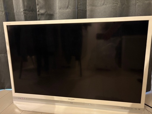シャープ 40V型 フルハイビジョン 液晶テレビ ブルーレイレコーダー内蔵 500GB HDD内蔵 ホワイト AQUOS LC-40D