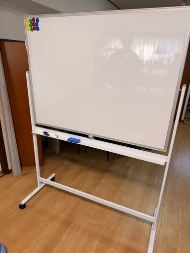 【極美品・フルセット】大型ホワイトボード 120cm×90cm（マーカー・大量マグネット・イレーザー付）