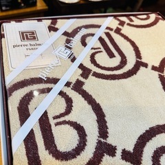 B8005【ピエールバルマン】ジャガード タオルケット 135cm×185cm 綿100%の画像