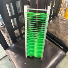 レトロポップ　CDラック　平成レトロ　収納棚　蛍光色　ライムグリーン　蛍光グリーン　インテリア雑貨　小物　の画像