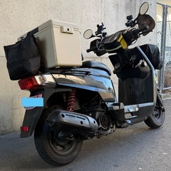 快速125cc　距離少　グリップヒーター　USB電源　荷物もたくさん積めます　自賠責付き中型スクーター 交換可　車両交換可の画像