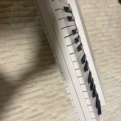 電子ピアノ　折りたたみの画像