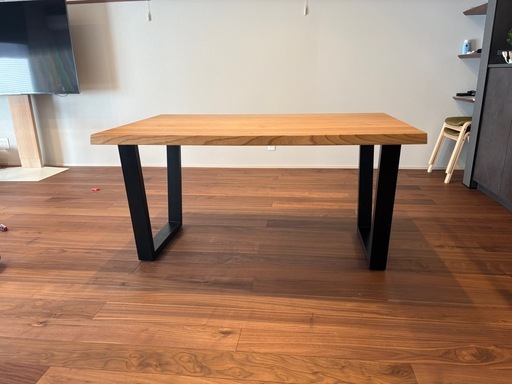 天然木　4人掛けダイニングテーブル140cm
