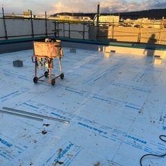 マンション、戸建て住宅などの防水塗装職人募集です。の画像