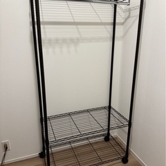 キャスター付き ハンガーラック／スチールラック（ブラウン・3段）の画像