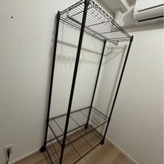 キャスター付き ハンガーラック／スチールラック（ブラウン・3段）の画像