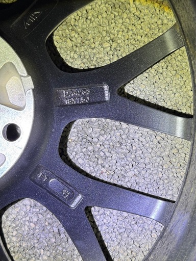 225/50r18スタッドレスタイヤ