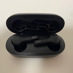 ワイヤレスイヤホン2個の画像
